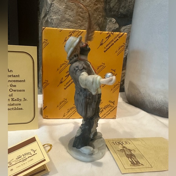 Emmet kelly jr balancing act clown - Picture 2 of 7